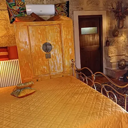 Casolare Giummari Bed & Breakfast *